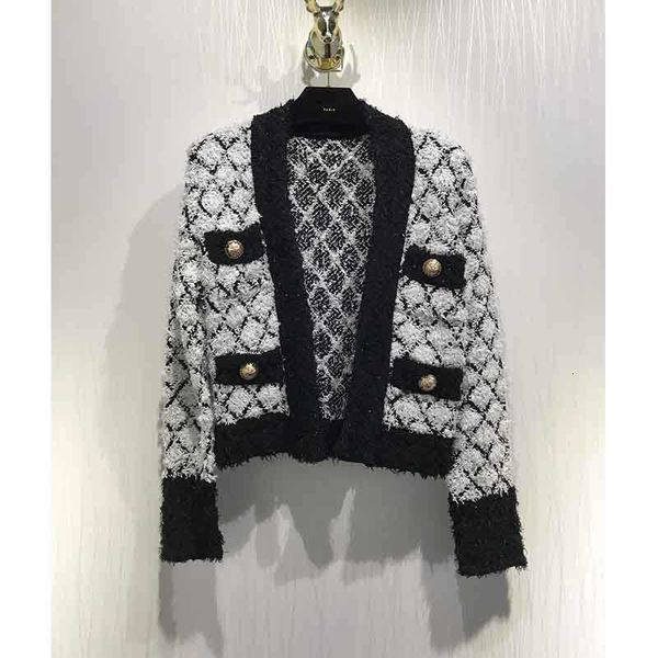 women's sweaters knitted jacket cardigan with cleavage in v pockets argyle button golden sweater short mesh cadigan femme kgex, White;black
women's sweaters knitted jacket cardigan with cleavage in v pockets argyle button golden sweater short mesh cadigan femme kgex, White;black