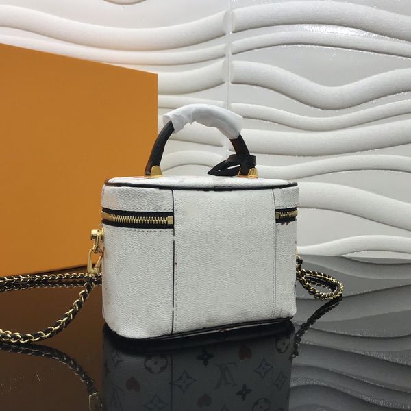 mona_bag classic style fashion bags game on vanity womens mini crossbody shoulder leather black white canvas flowers heart chain bag m45165
mona_bag classic style fashion bags game on vanity womens mini crossbody shoulder leather black white canvas flowers heart chain bag m45165