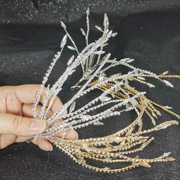 other fashion retro baroque leaf style crystal tiaras crowns diadem headbands bride noiva wedding birthday party hair accessories, Golden;white
other fashion retro baroque leaf style crystal tiaras crowns diadem headbands bride noiva wedding birthday party hair accessories, Golden;white