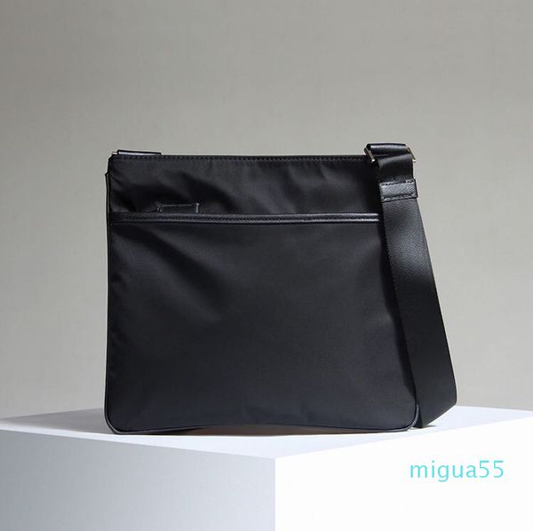 fashion canvas messenger bag men's fashion messenger bag shoulder briefcase parachute waterproof fabric computer mobile phone storage b
fashion canvas messenger bag men's fashion messenger bag shoulder briefcase parachute waterproof fabric computer mobile phone storage b