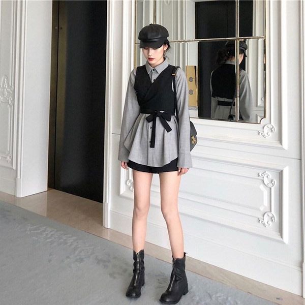 women's tracksuits early autumn suit, female 2021 fashion korean style short-height elegant ageing shirt two-piece hepburn, Gray
women's tracksuits early autumn suit, female 2021 fashion korean style short-height elegant ageing shirt two-piece hepburn, Gray