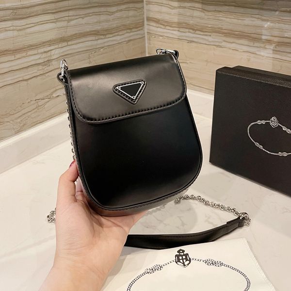 Top quality Designers bag Women Leather Fashion Pochette handbags female Crossbody handbag shoulder Phone Vintage wallet bags with Box
Top quality Designers bag Women Leather Fashion Pochette handbags female Crossbody handbag shoulder Phone Vintage wallet bags with Box