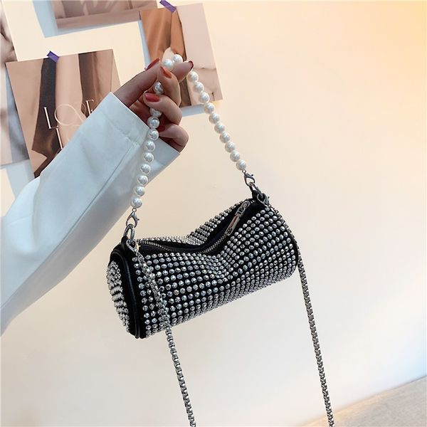 bright diamond small cylinder women's bag 2021 new portable fashion chain messenger shoulder bag
bright diamond small cylinder women's bag 2021 new portable fashion chain messenger shoulder bag