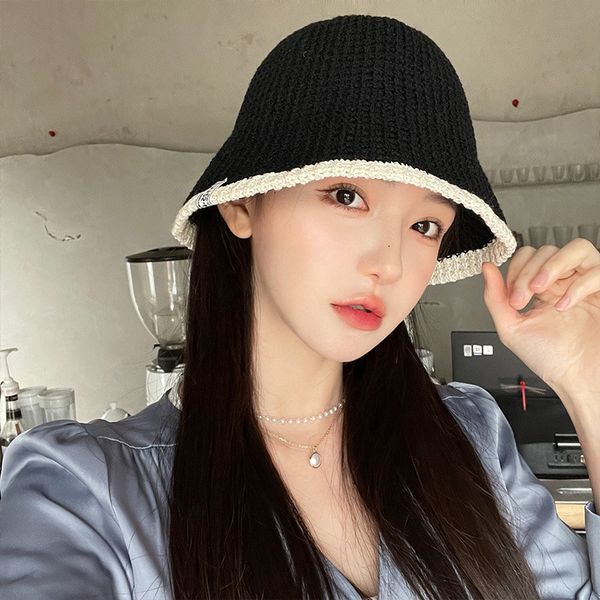 korean version of spring and summer breathable cotton cover bucket hat, Blue;gray
korean version of spring and summer breathable cotton cover bucket hat, Blue;gray