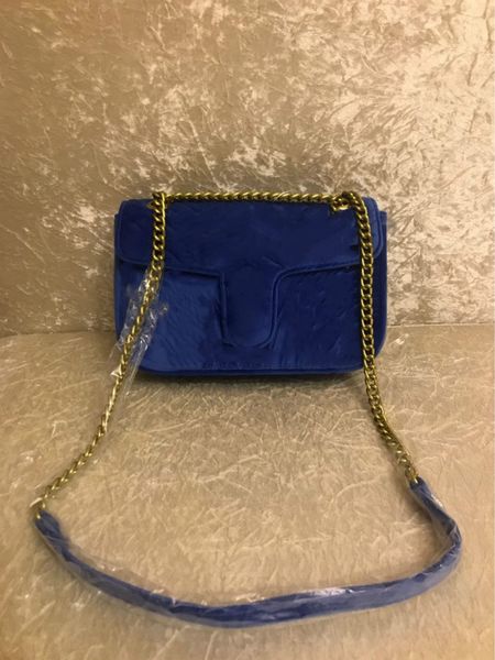 designer velvet handbag, lady's bag, single shoulder sylvie luxury wallet chain, fashion cross-body bag
designer velvet handbag, lady's bag, single shoulder sylvie luxury wallet chain, fashion cross-body bag