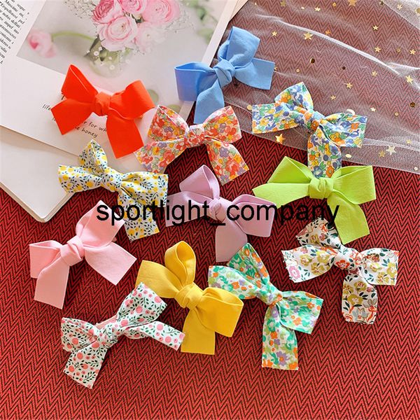 2pcs/set boutique grosgrain ribbon printed color bows with clips for kids girls hairgrips handmade bow children hair accessories, Slivery;white
2pcs/set boutique grosgrain ribbon printed color bows with clips for kids girls hairgrips handmade bow children hair accessories, Slivery;white
