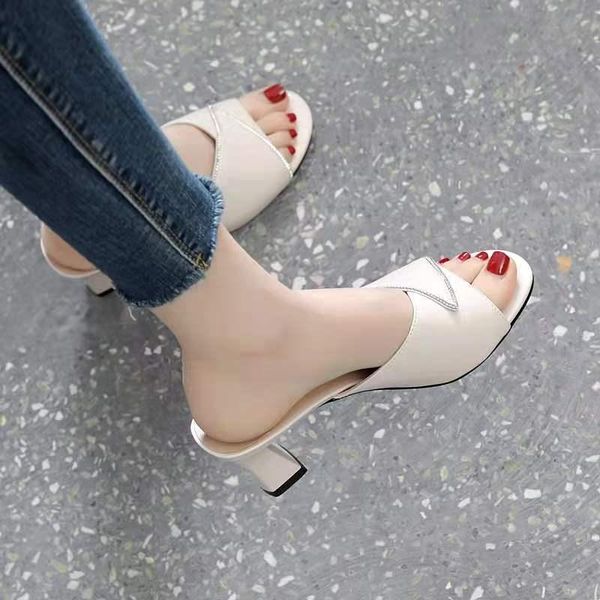sandals genuine leather buckle peep toe shoes summer outside wear non-slip office luxury square heel women, Black
sandals genuine leather buckle peep toe shoes summer outside wear non-slip office luxury square heel women, Black