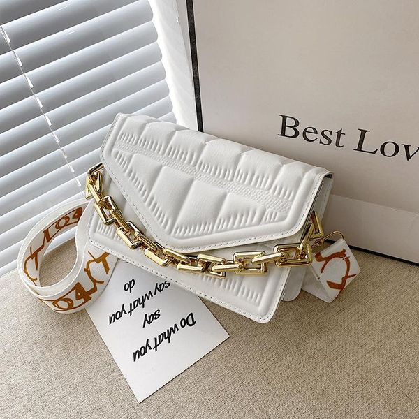 shoulder bags fashion texture foreign style 2021 net red messenger bag portable makeup party
shoulder bags fashion texture foreign style 2021 net red messenger bag portable makeup party