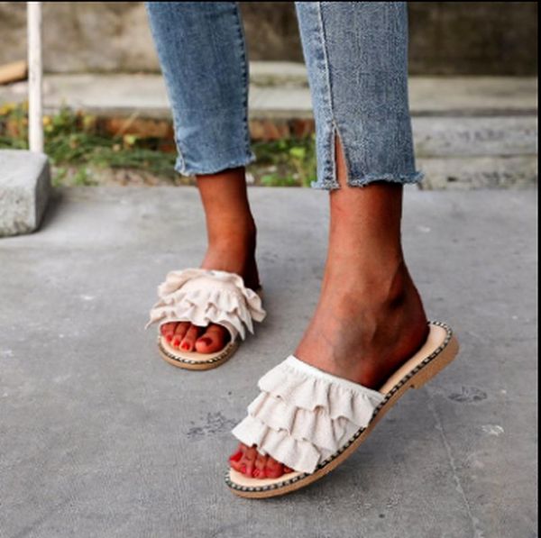 sandals 2021 summer fashion beach slippers low heels light slides women pumps shoes woman ladies gladiator female, Black
sandals 2021 summer fashion beach slippers low heels light slides women pumps shoes woman ladies gladiator female, Black