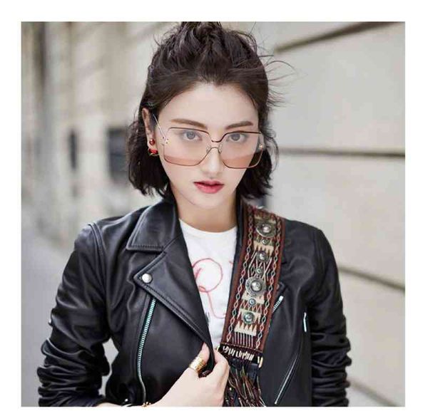 75% off high version d home frameless large square jingtian yang ying same sunglasses net red face small sunglasses colorquake1, White;black
75% off high version d home frameless large square jingtian yang ying same sunglasses net red face small sunglasses colorquake1, White;black