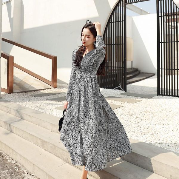 casual dresses fashion v-neck dress women long sleeve split single breasted maxi female party printed floral vestidos, Black;gray
casual dresses fashion v-neck dress women long sleeve split single breasted maxi female party printed floral vestidos, Black;gray
