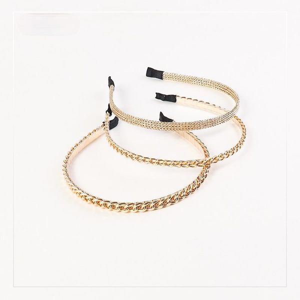 korean version of the fashion retro alloy headband winding chain simple and versatile metal headwear women hair accessories, Slivery;white
korean version of the fashion retro alloy headband winding chain simple and versatile metal headwear women hair accessories, Slivery;white