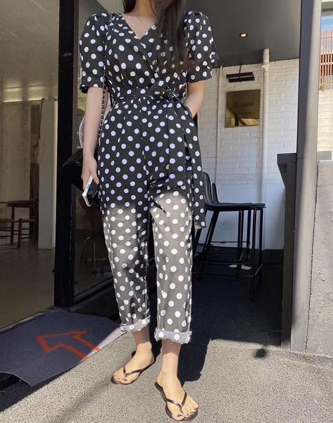 women's pants & capris vicone summer ins wave mental note waist v-neck leisure jumpsuits with short sleeves, Black;white
women's pants & capris vicone summer ins wave mental note waist v-neck leisure jumpsuits with short sleeves, Black;white