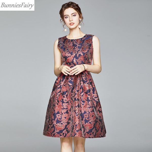 bunniesfairy 2021 autumn winter celebrity-inspired women hepburn 1950s vintage retro embossed print floral vest dress casual dresses, Black;gray
bunniesfairy 2021 autumn winter celebrity-inspired women hepburn 1950s vintage retro embossed print floral vest dress casual dresses, Black;gray