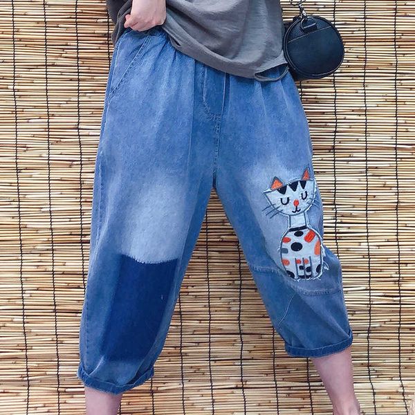 2021 summer wear literature and art loose large casual harem pants women's embroidery high stretch jeans capris, Black;white
2021 summer wear literature and art loose large casual harem pants women's embroidery high stretch jeans capris, Black;white