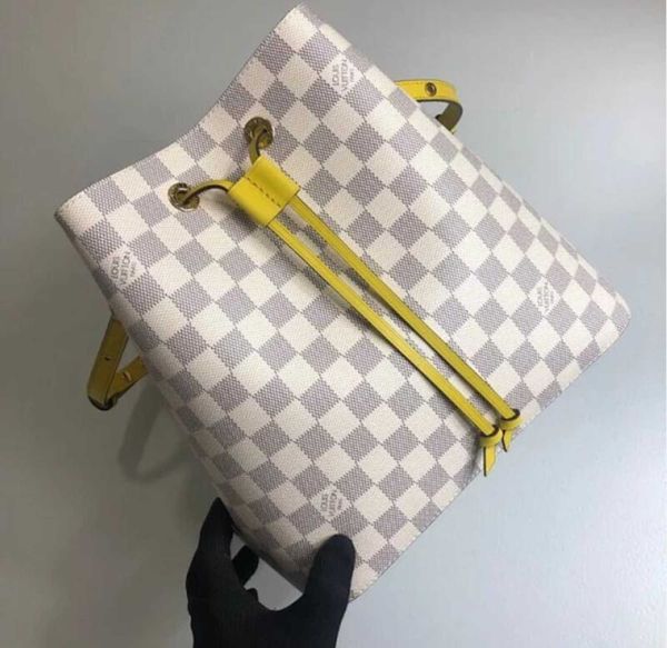trendy m44020 baige lemon 2020 brand bucket bag 2020 spring handbags iconic designer handles shoulder bags totes cross luxury body bag c
trendy m44020 baige lemon 2020 brand bucket bag 2020 spring handbags iconic designer handles shoulder bags totes cross luxury body bag c