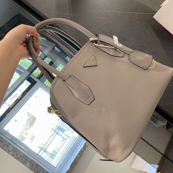 handbag branded crossbody mini luxurys bags designer tote bag shoulder_bag soft holiday wind among small lovely unique triangular standard
handbag branded crossbody mini luxurys bags designer tote bag shoulder_bag soft holiday wind among small lovely unique triangular standard