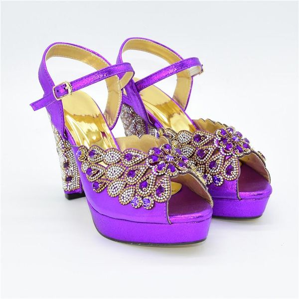 dress shoes latest design women comfy stiletto sandals african special materials high heels 11 cm designer luxury 2021, Black
dress shoes latest design women comfy stiletto sandals african special materials high heels 11 cm designer luxury 2021, Black