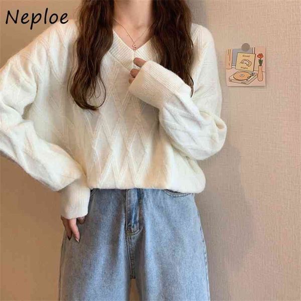 loose crazy style solid knit sweater women v neck pullover long sleeve pull femme winter sueter twist 210422, White;black
loose crazy style solid knit sweater women v neck pullover long sleeve pull femme winter sueter twist 210422, White;black