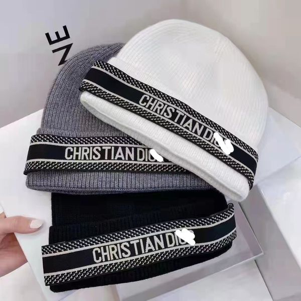 hat versatile knitted cold autumn and winter warm wool korean letter street style ear cap female, Blue;gray
hat versatile knitted cold autumn and winter warm wool korean letter street style ear cap female, Blue;gray