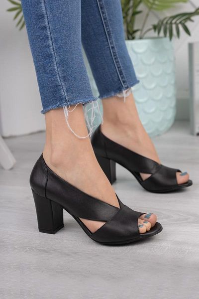 sandals genuine leather women 's casual classic high-heeled, Black 
sandals genuine leather women 's casual classic high-heeled, Black