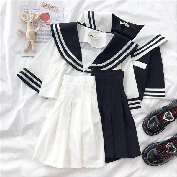 summer 2 piece set women jk uniform female student pleated short skirt college style school uniform japanese short sailor suit 210330, White
summer 2 piece set women jk uniform female student pleated short skirt college style school uniform japanese short sailor suit 210330, White
