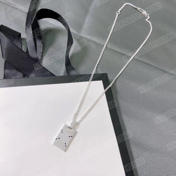 necklace skull double g letter ghost rectangular elf hangtag retro silver couple sweater chain for women hip hop stainless steel jewelry
necklace skull double g letter ghost rectangular elf hangtag retro silver couple sweater chain for women hip hop stainless steel jewelry