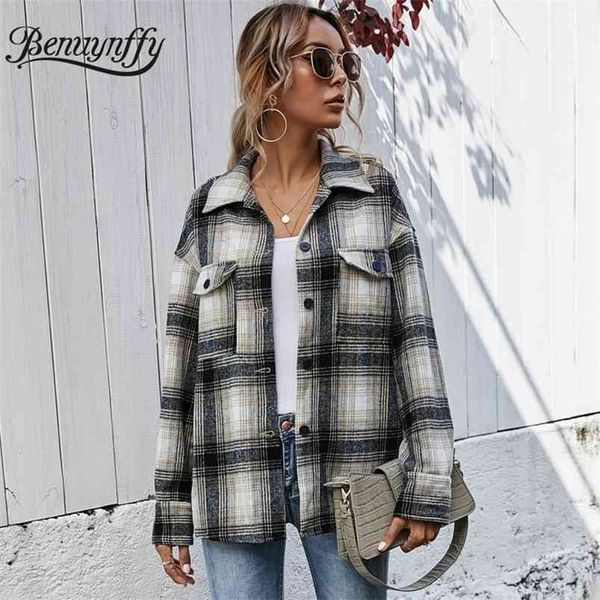turn-down collar flap pocket plaid coat women autumn winter single breasted female outwear loose casual overshirt 210510, Black;brown
turn-down collar flap pocket plaid coat women autumn winter single breasted female outwear loose casual overshirt 210510, Black;brown