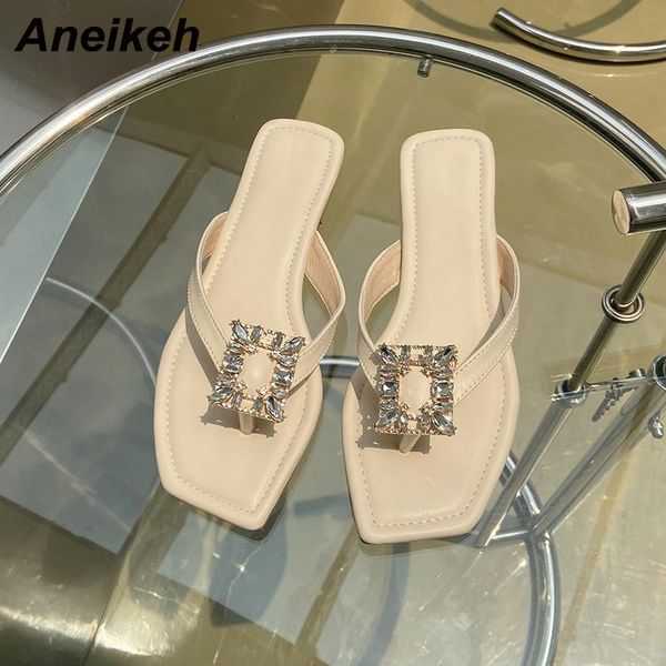 aneikeh summer fashion women shoes slippers pu flip flops flat with rome casual sandalias metal decoratio bling shallow, Black
aneikeh summer fashion women shoes slippers pu flip flops flat with rome casual sandalias metal decoratio bling shallow, Black