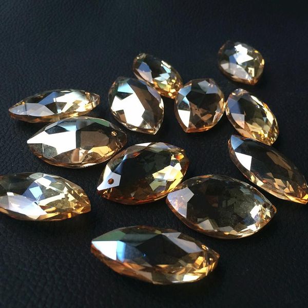 50pcs/lot 38mm k9 crystal marquis champagne suncatcher chandelier faceted pointed oval pendant, shiny glass lamp parts
50pcs/lot 38mm k9 crystal marquis champagne suncatcher chandelier faceted pointed oval pendant, shiny glass lamp parts
