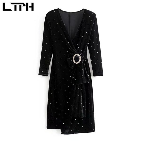 french vintage women dress dot print v-neck velvet diamond buckle wrapped slim elegant short dresses spring 210427, Black;gray
french vintage women dress dot print v-neck velvet diamond buckle wrapped slim elegant short dresses spring 210427, Black;gray