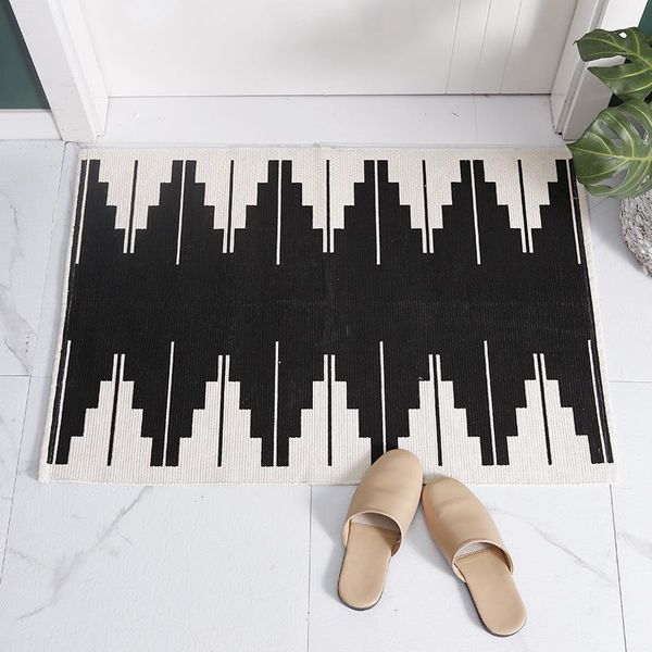 carpets black maze 60x90cm hand woven cotton linen carpet rug bedside geometric floor mat living room bedroom home decor
carpets black maze 60x90cm hand woven cotton linen carpet rug bedside geometric floor mat living room bedroom home decor