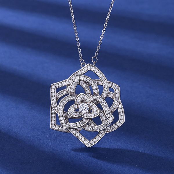 rose luxury micro inlaid zircon three-dimensional flower necklace women's clavicle chain live broadcast, Black
rose luxury micro inlaid zircon three-dimensional flower necklace women's clavicle chain live broadcast, Black