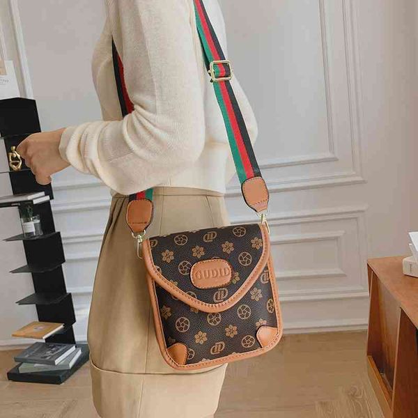 80% off fashion color bar broadband bag new women's versatile small square single shoulder diagonal cross contrast handbags
80% off fashion color bar broadband bag new women's versatile small square single shoulder diagonal cross contrast handbags