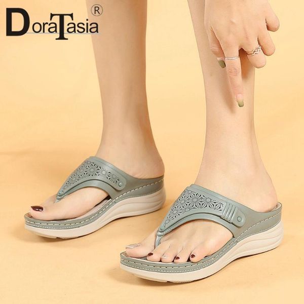 fashion female casual summer slippers flip flops platform beach women wedges med heels shoes woman, Black
fashion female casual summer slippers flip flops platform beach women wedges med heels shoes woman, Black