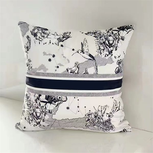 luxurys decorative pillows designer cushion letters print pillow covers brand pillow tabby designers pillows lux_home
luxurys decorative pillows designer cushion letters print pillow covers brand pillow tabby designers pillows lux_home