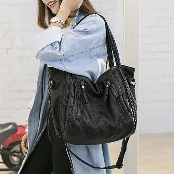evening bags 2021 versatile simple women's bag messenger personalized fashion woven handbag temperament single shoulder
evening bags 2021 versatile simple women's bag messenger personalized fashion woven handbag temperament single shoulder