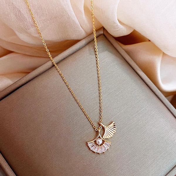 pendant necklaces classic fine pearl crystal necklace for women r creativity luxury jewelry neck chains zircon, Silver
pendant necklaces classic fine pearl crystal necklace for women r creativity luxury jewelry neck chains zircon, Silver