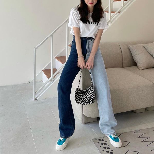women's jeans superaen stitching contrast color straight women's 2021 autumn fashion design woman, Blue
women's jeans superaen stitching contrast color straight women's 2021 autumn fashion design woman, Blue