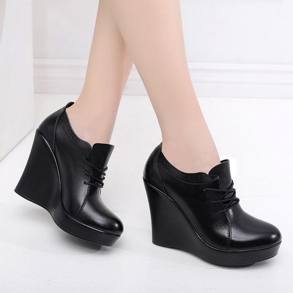 super high slope with thick platform waterproof black deep mouth single shoes light catwalk t bench small dress
super high slope with thick platform waterproof black deep mouth single shoes light catwalk t bench small dress