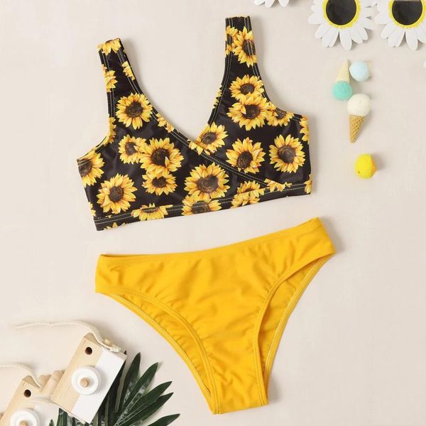 one-pieces children summer swimwear girl ruffled hollow sunflower print split swimsuit bikini two-piece maillot de bain fille, Black
one-pieces children summer swimwear girl ruffled hollow sunflower print split swimsuit bikini two-piece maillot de bain fille, Black