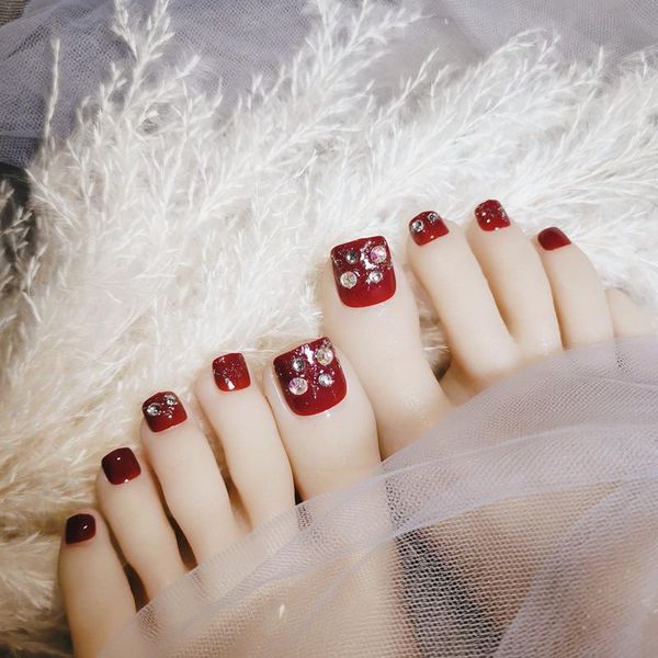 false nails 24pcs rhinestones inlaid toenail patch red wine glue type removable short paragraph manicure fre, Red;gold
false nails 24pcs rhinestones inlaid toenail patch red wine glue type removable short paragraph manicure fre, Red;gold