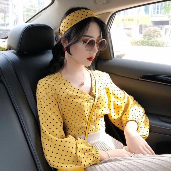 women's blouses & shirts retro striking white temperament v-neck wave dot bottomed korean versatile lantern long sleeve chiffon shirt
women's blouses & shirts retro striking white temperament v-neck wave dot bottomed korean versatile lantern long sleeve chiffon shirt
