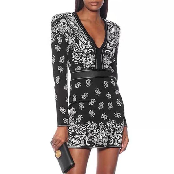 casual dresses ocstrade 2021 arrivals deep v bandage dress women long sleeve black noble bodycon evening club party, Black;gray
casual dresses ocstrade 2021 arrivals deep v bandage dress women long sleeve black noble bodycon evening club party, Black;gray