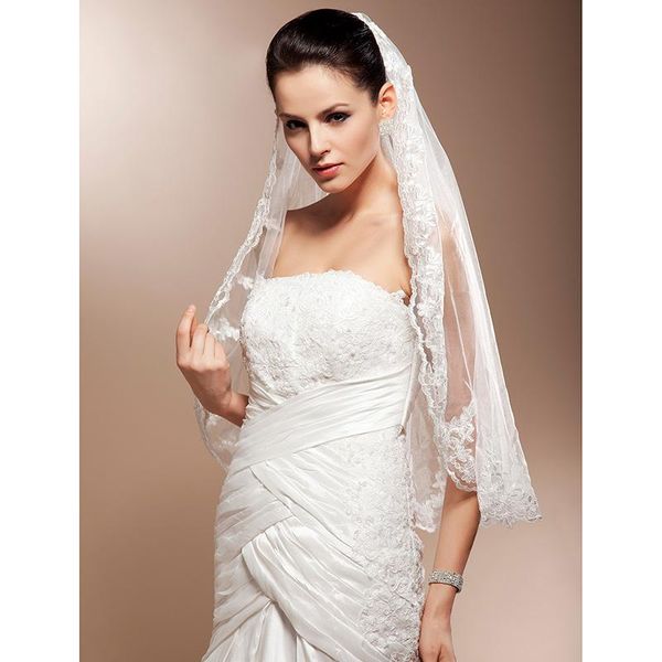 bridal veils lan ting bride one-tier lace applique edge wedding veil elbow 53 appliques 31.5 in (80cm) tulle a-line, ball gown,, Black
bridal veils lan ting bride one-tier lace applique edge wedding veil elbow 53 appliques 31.5 in (80cm) tulle a-line, ball gown,, Black
