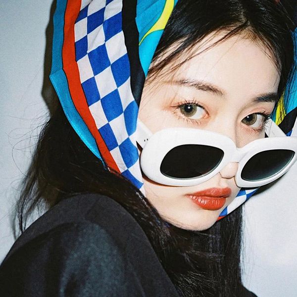 sunglasses fashion retro oval frame rice nail luxury men and women outdoor sports street shooting glasses driving mirror, White;black
sunglasses fashion retro oval frame rice nail luxury men and women outdoor sports street shooting glasses driving mirror, White;black