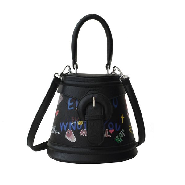 2021 women luxurys designers bags stripes sublimation tote letter wallets designer wallet fashion bag luxury architect card holder crossbody
2021 women luxurys designers bags stripes sublimation tote letter wallets designer wallet fashion bag luxury architect card holder crossbody
