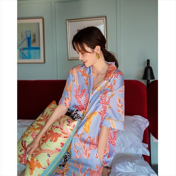 original coral reef ice silk womens sleepwears pyjamas summer slim short sleeve two piece home wear can be worn out, Black;red
original coral reef ice silk womens sleepwears pyjamas summer slim short sleeve two piece home wear can be worn out, Black;red