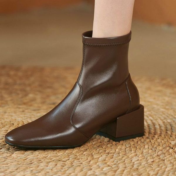 boots square toe ankle 2021 winter est med heels for women genuine leather office lady basic shoes woman, Black
boots square toe ankle 2021 winter est med heels for women genuine leather office lady basic shoes woman, Black