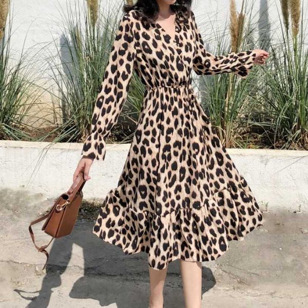 casual leopard print long sleeve spring autumn dress vintage ladies animal v-neck maxi party es 210601, Black;gray
casual leopard print long sleeve spring autumn dress vintage ladies animal v-neck maxi party es 210601, Black;gray